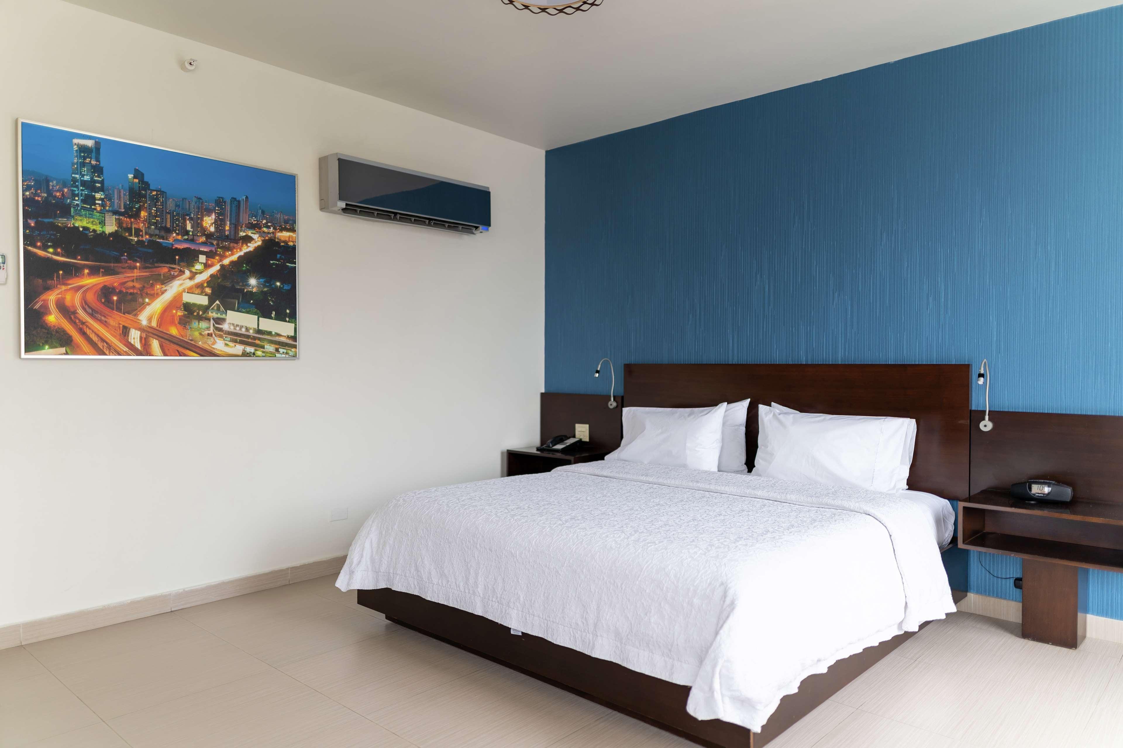 Hampton By Hilton Panama Hotel Exterior foto